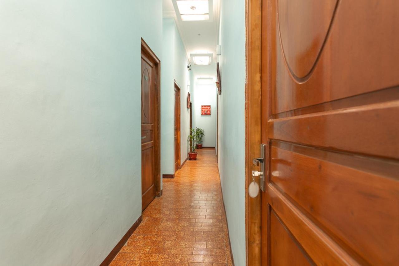 Reddoorz Syariah @ Sakinah Guesthouse Sragen Exterior photo